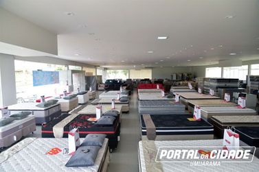 Espa&ccedil;o Hellen e Espa&ccedil;o Outlet realizam grande feir&atilde;o de estofados e colch&otilde;es