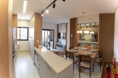 Tour virtual: conhe&ccedil;a o apartamento decorado no Montpellier Residence