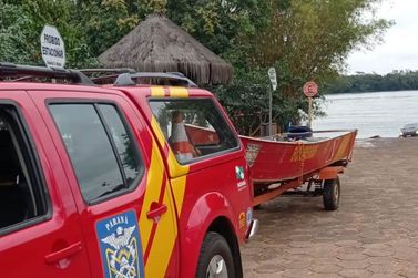 Chuva dificulta busca por homem desaparecido no Rio Paran&aacute;, em Porto Camargo