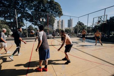 Praça do Ceprev será palco de torneio de basquete de rua em Umuarama
