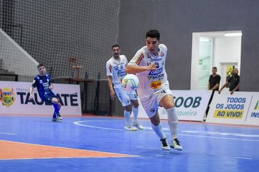 Umuarama vence Taubaté na abertura da 5ª rodada da Liga Nacional de Futsal