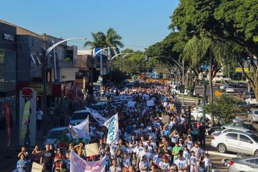 Marcha para Jesus reúne cristãos em ação de louvor e solidariedade neste sábado