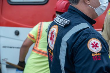 Acidente entre motocicleta e ônibus deixa homem ferido em Cruzeiro do Oeste