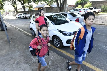 Mais de 10 mil alunos da rede municipal iniciam as férias escolares em Umuarama