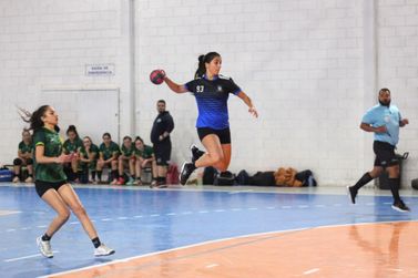 Vôlei, handebol e futsal de Umuarama classificados para próxima fase dos Japs