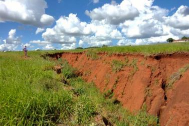 Estado investir&aacute; mais de R$ 600 mil para combater eros&atilde;o na PR-323, em Tapejara