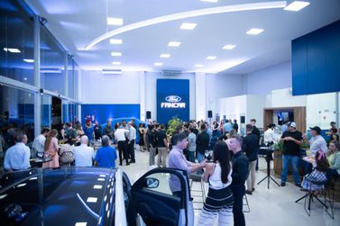 Ford Fancar inaugura nova loja em Umuarama com padr&atilde;o global de excel&ecirc;ncia