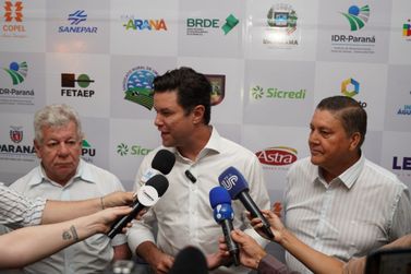 Guto Silva visita Expo Umuarama e participa de reunião com prefeitos da Amerios