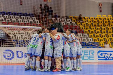 Umuarama reedita semifinal da Liga Nacional do ano passado em Uberlândia