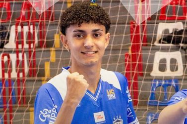 Sub-17 do Umuarama Futsal estreia com goleada de nove gols sobre o Sarandi