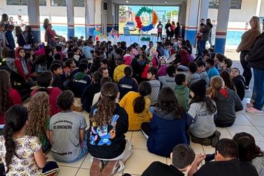 Livro infantil celebra os 70 anos de Umuarama com arte e protagonismo estudantil