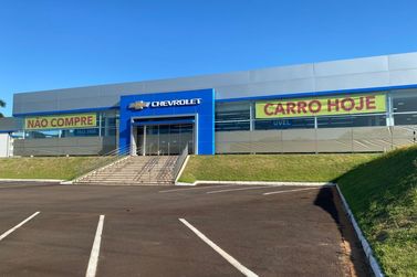 &ldquo;N&atilde;o compre carro hoje&rdquo;: Uvel Umuarama faz alerta inusitado e gera mist&eacute;rio