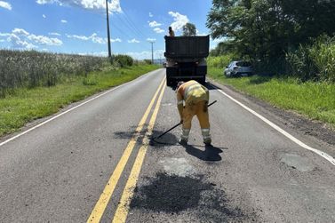 PR-485, entre P&eacute;rola e Cafezal do Sul, recebe conserva&ccedil;&atilde;o do pavimento
