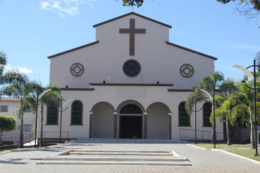 Missa na Par&oacute;quia S&atilde;o Pedro celebra os 29 anos de Perobal nesta quarta-feira