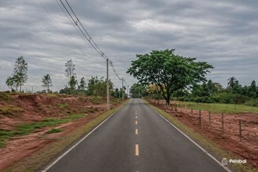 Prefeitura de Perobal inaugura Estrada Jatob&aacute; e melhora acesso &agrave; zona rural