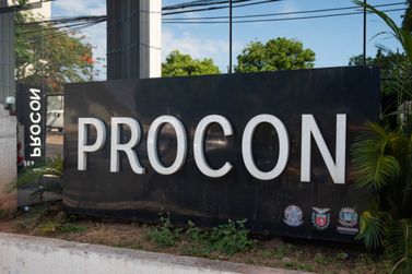 Procon de Umuarama pro&iacute;be "pesca de clientes" e venda casada em &oacute;ticas
