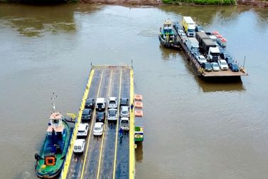 Travessia do Rio Piquiri na BR-272, em Francisco Alves, ganha refor&ccedil;o de uma segunda balsa