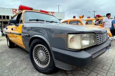 Com exposi&ccedil;&atilde;o de viaturas hist&oacute;ricas, 7&ordm; BPM de Cruzeiro promove seu tradicional 'Arrai&aacute;'