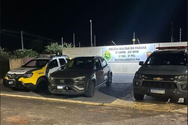 Dupla &eacute; presa e autom&oacute;vel furtado em S&atilde;o Paulo recuperado na PR-082, em Douradina