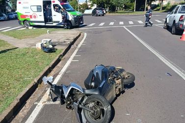 Motociclista fica ferida ap&oacute;s colis&atilde;o com picape na avenida Padre Jos&eacute; Germano Neto