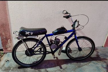 Pol&iacute;cia Militar apreende bicicleta motorizada com adolescente de 13 anos em Alt&ocirc;nia