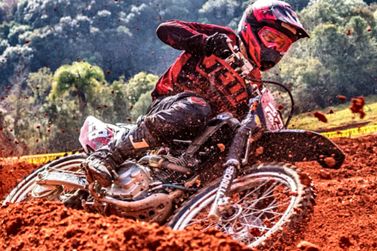 Cruzeiro do Oeste recebe a 5&ordf; etapa do Paranaense de Velocross neste final de semana