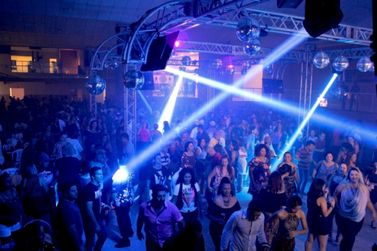 Sucessos de tr&ecirc;s d&eacute;cadas retornam &agrave; pista do Harmonia Clube de Campo em agosto