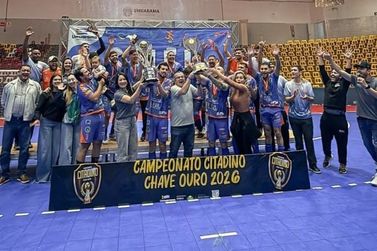Tubar&atilde;o FC vence Sof&aacute; InBox e conquista o t&iacute;tulo do Citadino de Futsal de Umuarama