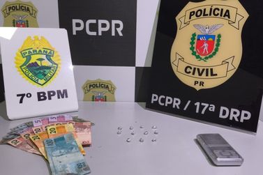 Homem &eacute; preso com pedras de crack escondidas dentro de urso de pel&uacute;cia 
