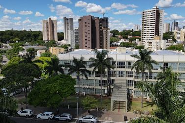 Prefeitura de Umuarama realizar&aacute; concurso para preenchimento de 16 cargos efetivos