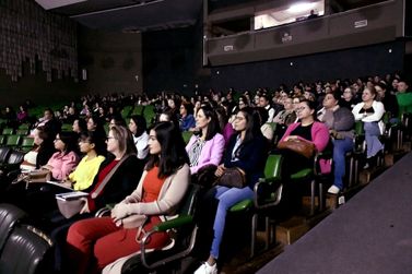 Professores da rede municipal recebem bonifica&ccedil;&atilde;o especial pelo desempenho no IDEB