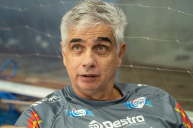 T&eacute;cnico Paulinho segue em recupera&ccedil;&atilde;o, mas j&aacute; acompanha alguns treinamentos da Afsu