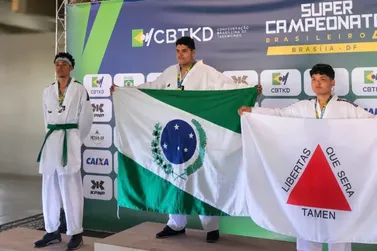 Umuarama fecha participa&ccedil;&atilde;o no Super Campeonato Brasileiro de Taekwondo com mais um t&iacute;tulo