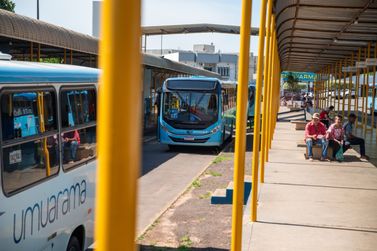 Passagem de &ocirc;nibus em Umuarama ter&aacute; tarifa fixa de R$ 4 ap&oacute;s aprova&ccedil;&atilde;o de projeto
