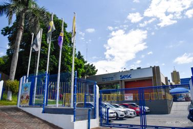 Sesc Umuarama abre vagas administrativas com sal&aacute;rios de R$ 3,6 mil a R$ 5,1 mil
