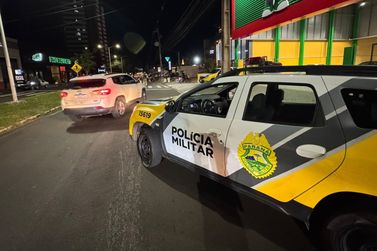 autoridades policiais Militar realiza blitz de trânsito na Avenida Paraná durante Operação Omnis