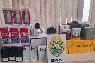 Pol&iacute;cia Militar Rodovi&aacute;ria apreende produtos avaliados em R$ 120 mil na PR-180, em Goioer&ecirc;