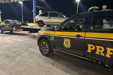 Pol&iacute;cia Rodovi&aacute;ria Federal prende tr&ecirc;s homens por contrabando de cigarros em Alto Para&iacute;so