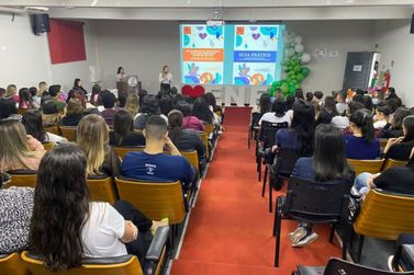 Unipar re&uacute;ne profissionais e acad&ecirc;micos no 24&ordm; F&oacute;rum de Enfermagem em Umuarama