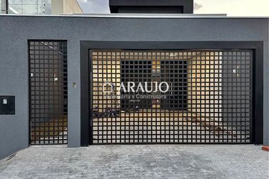 Casa &agrave; venda - 126m&sup2; - Jardim Imigrantes 2