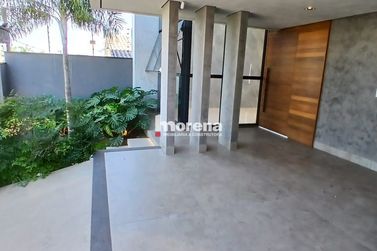 Sobrado &agrave; venda - 308m&sup2; - Zona V