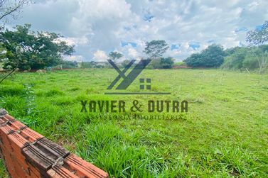 Ch&aacute;cara &agrave; venda - 5m&sup2; - Pr&oacute;ximo da F&aacute;brica Guri Sorvetes e da UEM Universidade