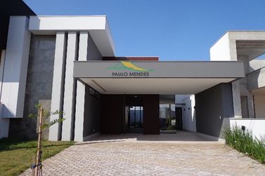 Casa &agrave; venda - 200m&sup2; - CONDOM&Iacute;NIO JARDIM VERSAILLES
