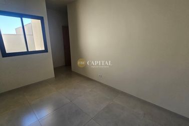 Casa &agrave; venda - 80m&sup2; - Zona V