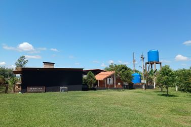 Ch&aacute;cara &agrave; venda - 20m&sup2; - Estrada Jaborandi
