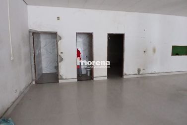 Sal&atilde;o Comercial para alugar - 250m&sup2; - Zona I