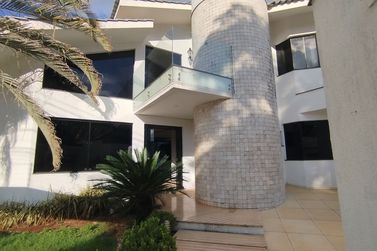 Casa &agrave; venda - 406m&sup2; - Zona II