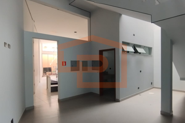 Sal&atilde;o Comercial para alugar - 432m&sup2; - Zona III