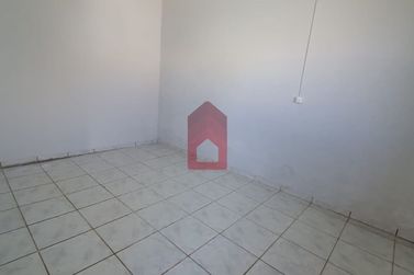 Casa para alugar - Jardim Aratimb&oacute;