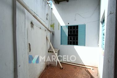 Sal&atilde;o Comercial &agrave; venda - 527m&sup2; - Zona I